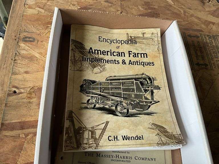 American Farm Implement and Antiques Manual