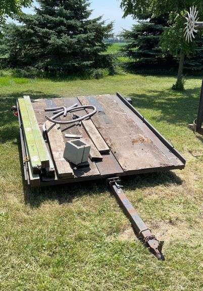 Snowmobile trailer