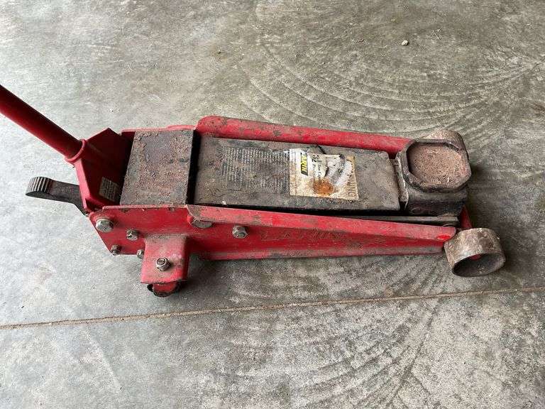 Larin 3 1/2 ton hydraulic floor jack