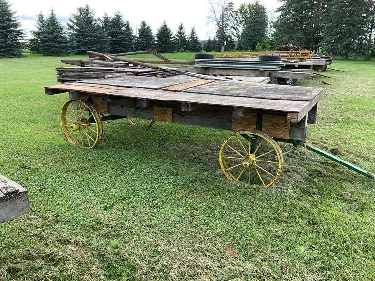 12ft x 6ft Hay rack on steel wheel running gear
