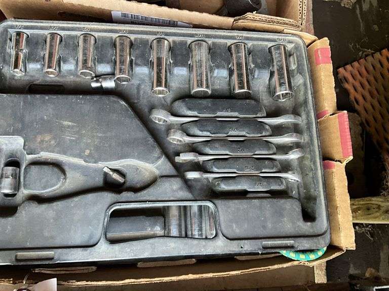 Driver bits, wrench set
