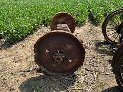 John Deere axle housing & axles for John Deere A, w/cast inner mounts