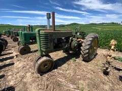 1949 John Deere G Tractor, NF, Canada Export, Electric Start, Bore 125, Run
