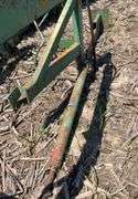 Old hydraulic loader w/manual trip