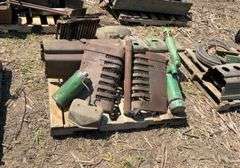JD parts off B ; hood, side shields, dash, exhaust, shutters, fly wheel cov