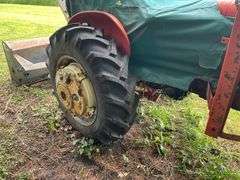 Allis Chalmers WD, NF Gas, 13.6/28 Tires Like New, Fenders, SpinOut Rims, H