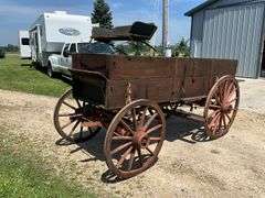 Smith MFG Co. Horse-drawn Wooden Wheel Box Wagon