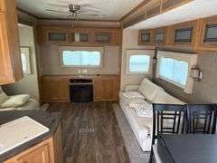 ***2018 Premier 5th Wheel camper; 38FW2018, 38FT, tri-axle with front maste