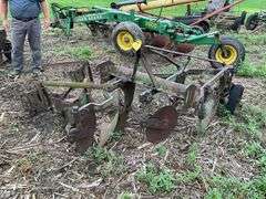 John Deere Yakima 200 3pt 3 bottom plow w/coulters w/3pt hitch attachment