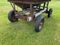 Green Gravity Wagon and Gear