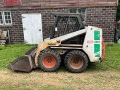 Melrose Bobcat Skid Loader, Model 642B, Gas Engine, 60” Bucket, Aux. Hydrau