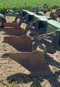 John Deere 2600 4 bottom side hill plow
SN# 014158A