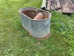 Metal stock tank