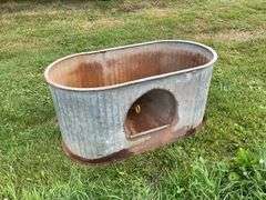 Metal stock tank