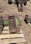 John Deere parts off A : hood, 2 side shields