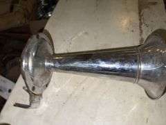 Mountable Horns for Automobiles