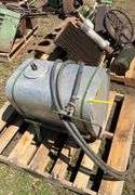 JD aluminum Liquid fertilizer tank off JD 290 corn planter