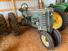 John Deere B Tractor, NF, PTO, Drive Bar, Runs/drives ; "mis-match" elect s