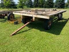 17ft x 8ft hay rack on running gear