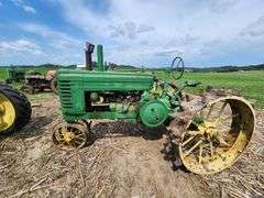 1942 John Deere A Tractor, NF, on Steel, Flat Spokes, Free; runs/drives; on