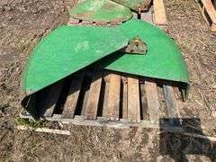 (2) John Deere fenders fits A,B,G models