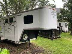 2008 MerHow Aluminum 4 Horse Back and Side Loading Trailer, 18’x83”, Fold D