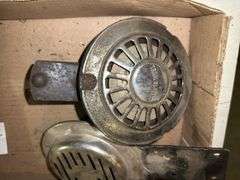 Siren and Speakers for Vintage Automobiles