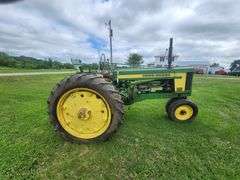 1956 John Deere 520 Tractor, NF, Power Steering, 2 Hyds., PTO, Runs & drive