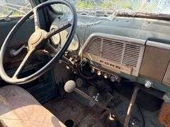 ** 1952 Ford Pickup, 1-ton, Step Side Box, Flat Head V8, Manual 4sp. w/Box 