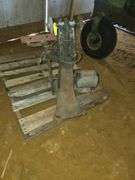 Pedestal grinder