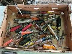 Large Assortemt of Screwdrivers