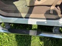 ** 2002 Ford F-350, 7.3 Diesel, Lariat, 4 Door, Dually, 83,000 Miles, B&W 5