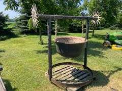 Large Cast Iron Metal Pot with Stand