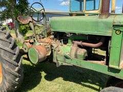 John Deere Unstyled G Tractor, Gas, NF, 13.6x38” Tires, PTO, Flat Back, SN#