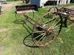 Back axle off steel wheel JD wagon