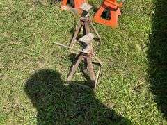 Pair of jack stands