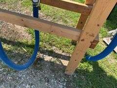 Metal Sink on Stand
