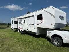 ***2018 Premier 5th Wheel camper; 38FW2018, 38FT, tri-axle with front maste