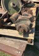John Deere 1939 B crank, head, flywheel, seat, pistons, fan shaft, misc.