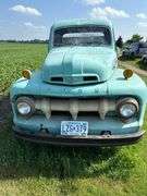 ** 1952 Ford Pickup, 1-ton, Step Side Box, Flat Head V8, Manual 4sp. w/Box 