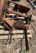 Large pulley driven buzz saw, 30" blade w/mounts & table