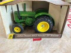 Ertl 1/16 JD 1953 model D tractor