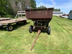 Green Gravity Wagon and Gear