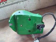 John Deere StarFire 3000 Receiver Globe, SF1, Old Style Mounts, Sells with 