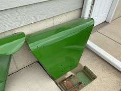 Pair of John Deere Flat Top fenders off 4020 repainted w/ brackets