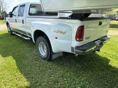 ** 2002 Ford F-350, 7.3 Diesel, Lariat, 4 Door, Dually, 83,000 Miles, B&W 5
