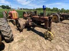 1936 John Deere Unstyled B Tractor, Front metal wheels, rear metal rims, ro