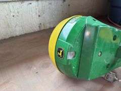 John Deere StarFire 3000 Receiver Globe, SF1, Old Style Mounts, Sells with 