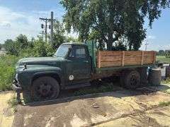 1950's Ford F600 Ex DNR Truck, Single Axle, Inline 6 Cylinder Engine, SN:F6