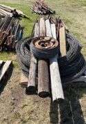Pallet do Barbwire, Smooth wire and wood posts